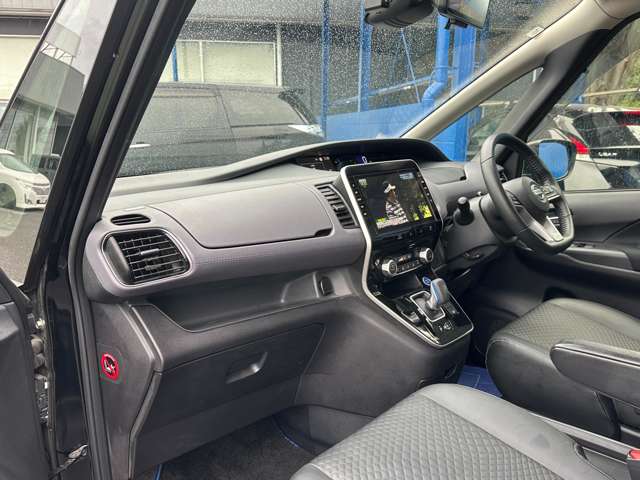 日産 セレナ １．２ Ｅ－ＰＯＷＥＲ ハイウェイスター Ｖ マルチベッド R3年 (関東) 99
