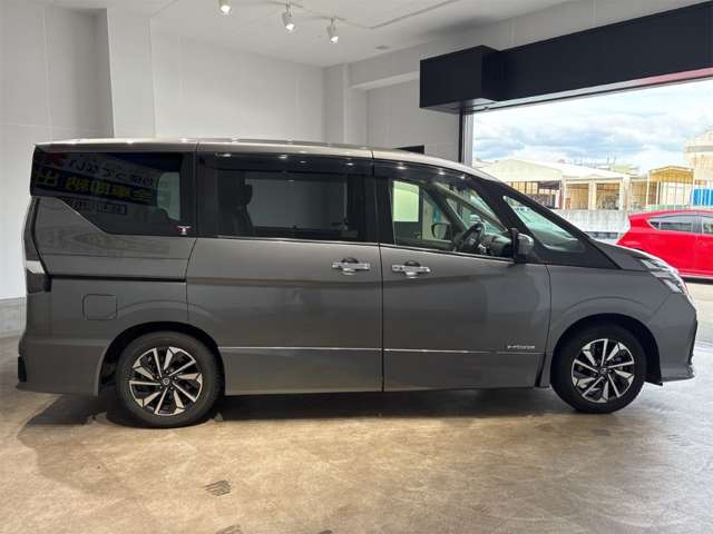 日産 セレナ １．２ Ｅ－ＰＯＷＥＲ ハイウェイスター Ｖ R2年 (近畿) 99