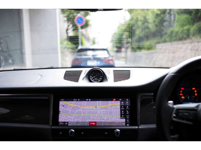 ポルシェ マカン ＧＴＳ ＰＤＫ ４ＷＤ R4年 (近畿) 99