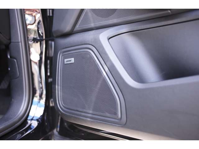 ポルシェ マカン ＧＴＳ ＰＤＫ ４ＷＤ R4年 (近畿) 99