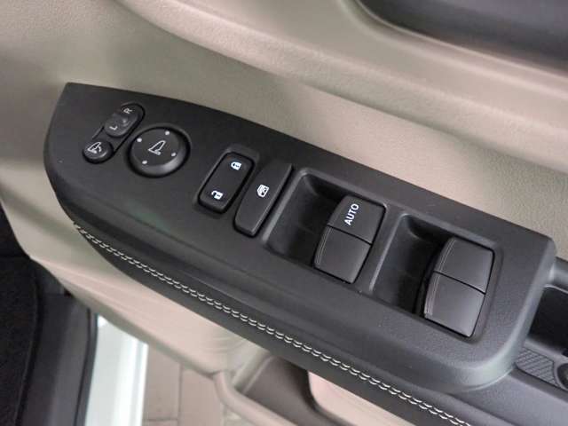 ホンダ Ｎ　ＢＯＸ ジョイ ６６０ ターボ モノトーン R8年 () 99