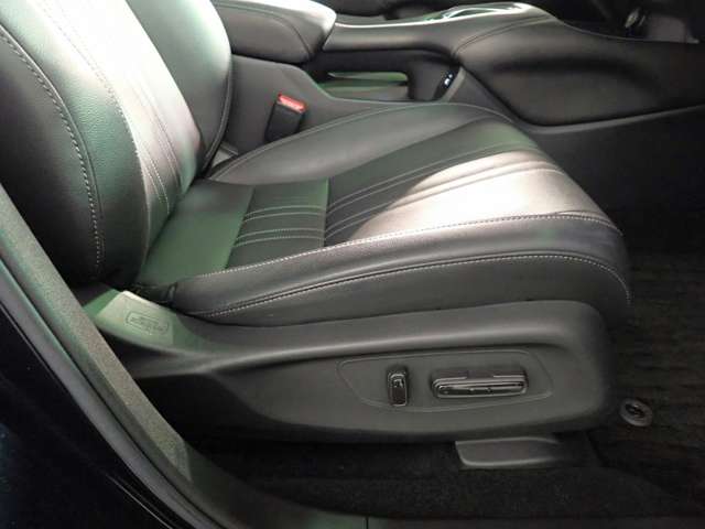 ホンダ ＺＲ－Ｖ ２．０ Ｅ：ＨＥＶ Ｚ R6年 () 99