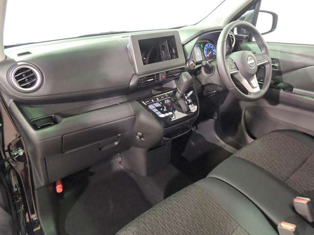 日産 デイズ ６６０ ハイウェイスターＸ R8年 () 99