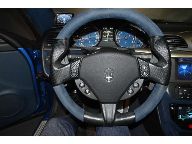 マセラティ グラントゥーリズモ スポーツ　ＭＣオートシフト H25年 () 99