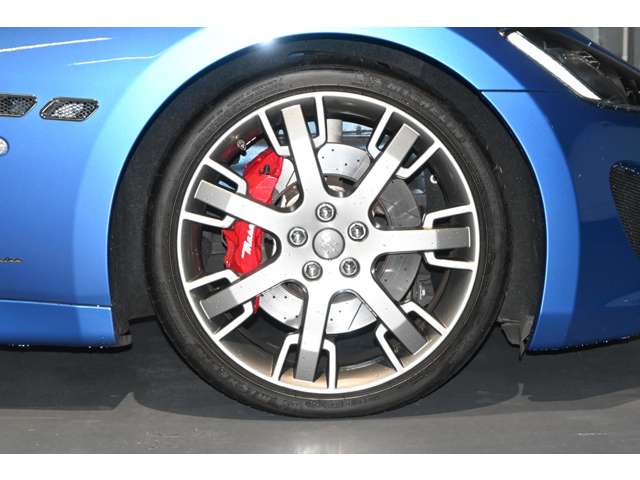 マセラティ グラントゥーリズモ スポーツ　ＭＣオートシフト H25年 () 99