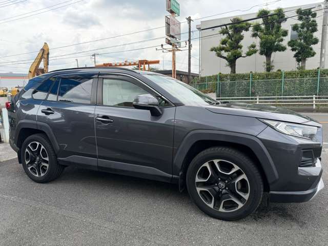 トヨタ ＲＡＶ４ ２．０ アドベンチャー ４ＷＤ R2年 (関東) 99