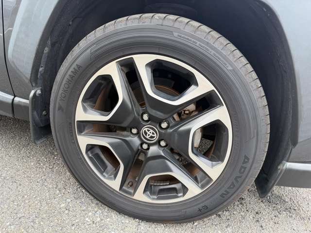 トヨタ ＲＡＶ４ ２．０ アドベンチャー ４ＷＤ R2年 (関東) 99