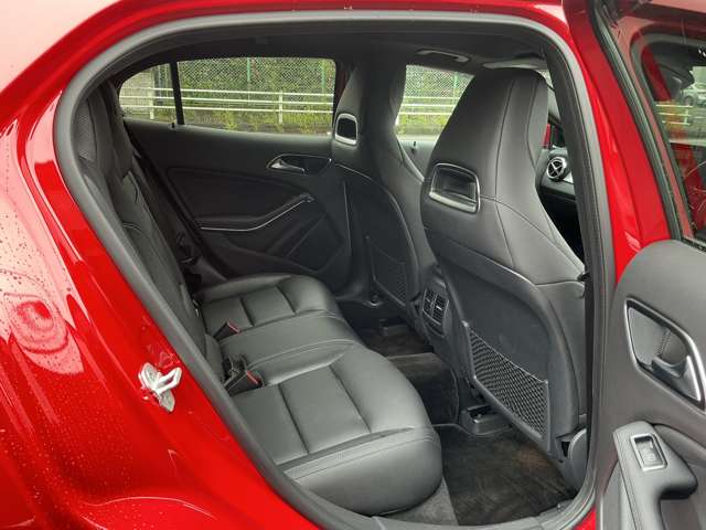 メルセデスベンツ ＧＬＡクラス ＧＬＡ２２０ ４マチック ４ＷＤ H29年 (関東) 99