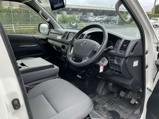 トヨタ ハイエースバン ２．０ 中温冷凍バン ロング H27年 (関東) 99