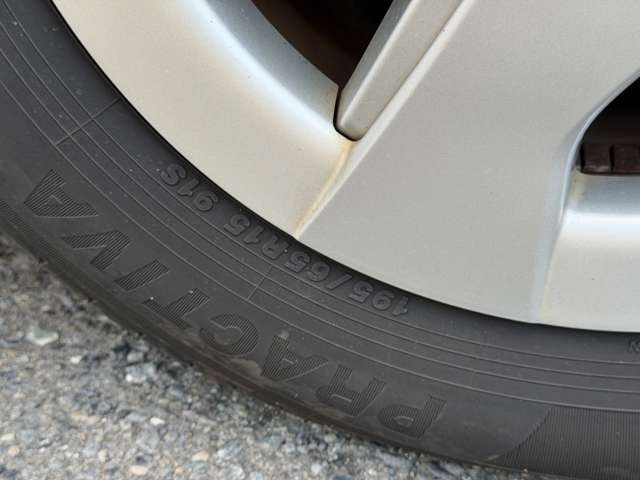 トヨタ プリウス １．８ Ｓ H22年 (関東) 99