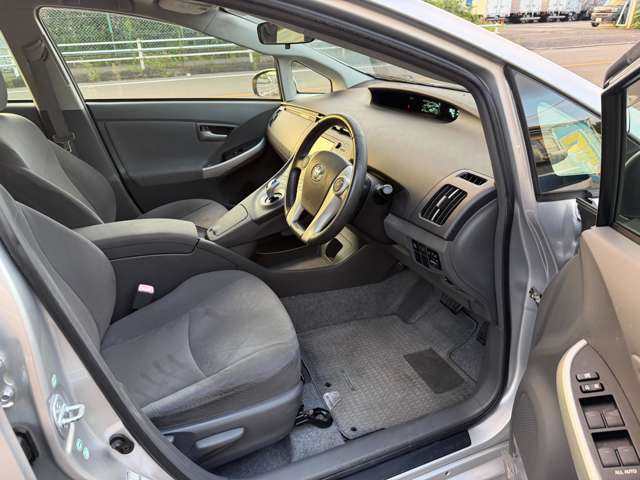 トヨタ プリウス １．８ Ｓ H22年 (関東) 99