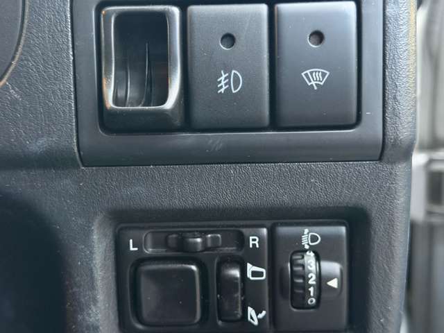 スズキ ジムニーシエラ １．３ ワイルドウインド ４ＷＤ H19年 (関東) 99