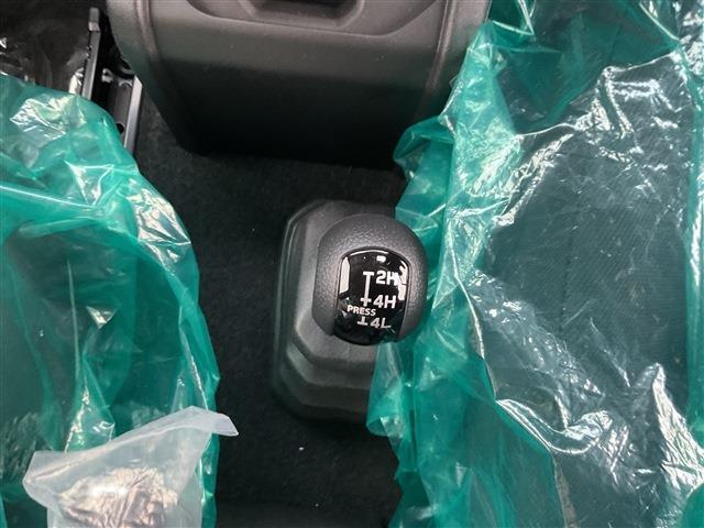 スズキ ジムニー　ノマド １．５ ＦＣ ４ＷＤ R8年 () 99
