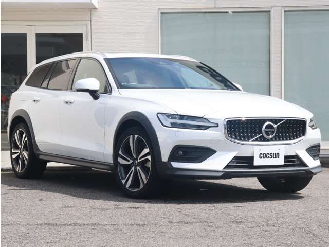 ボルボ Ｖ６０クロスカントリー Ｔ５ ＡＷＤ プロ ４ＷＤ R1年 (東海) 99