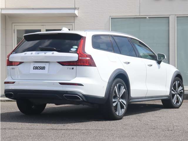 ボルボ Ｖ６０クロスカントリー Ｔ５ ＡＷＤ プロ ４ＷＤ R1年 (東海) 99