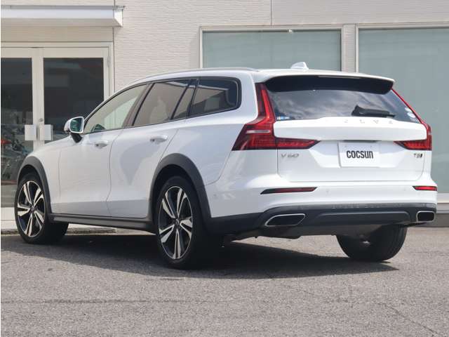 ボルボ Ｖ６０クロスカントリー Ｔ５ ＡＷＤ プロ ４ＷＤ R1年 (東海) 99