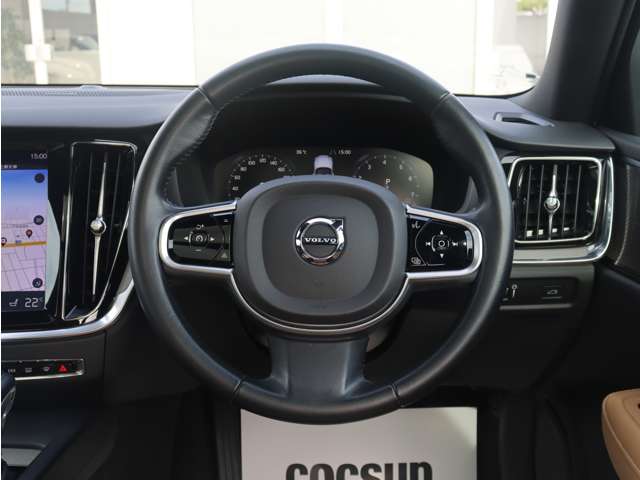 ボルボ Ｖ６０クロスカントリー Ｔ５ ＡＷＤ プロ ４ＷＤ R1年 (東海) 99