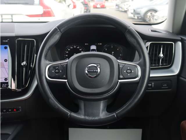 ボルボ ＸＣ６０ Ｄ４ ＡＷＤ モメンタム ディーゼルターボ ４ＷＤ H30年 (東海) 99