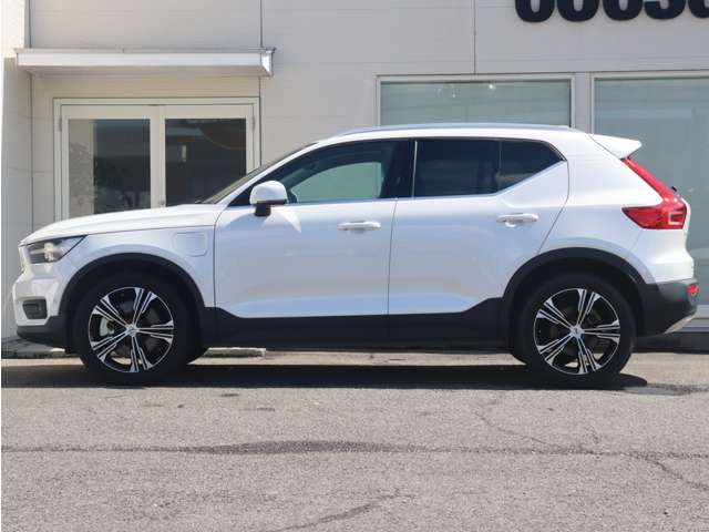 ボルボ ＸＣ４０ リチャージ　プラグインハイブリッド　Ｔ５　インスクリプション R3年 (東海) 99