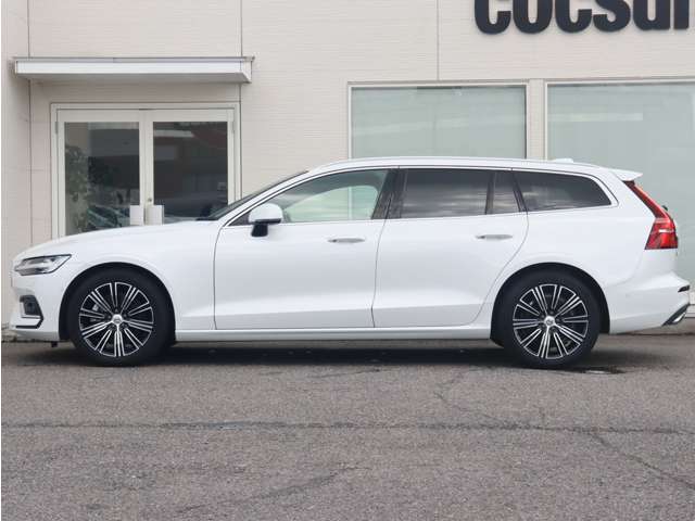 ボルボ Ｖ６０ Ｂ５　インスクリプション R3年 (東海) 99