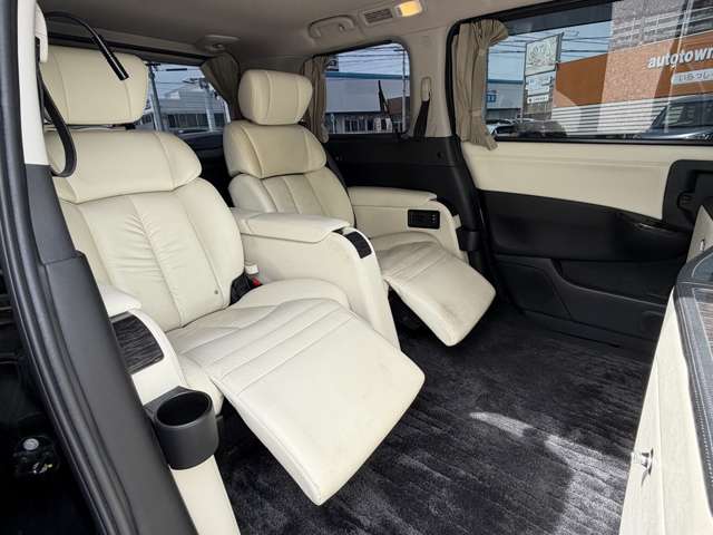 日産 エルグランド ３．５ ＶＩＰ パワーシートパッケージ ４ＷＤ R2年 (東海) 99