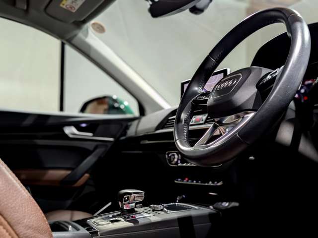 アウディ Ｑ５ ４０ ＴＤＩ クワトロ スポーツ ディーゼルターボ ４ＷＤ R1年 (関東) 99