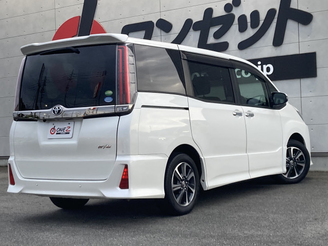 トヨタ ノア ２．０ ＳＩ ＷＸＢＩＩ R2年 () 99