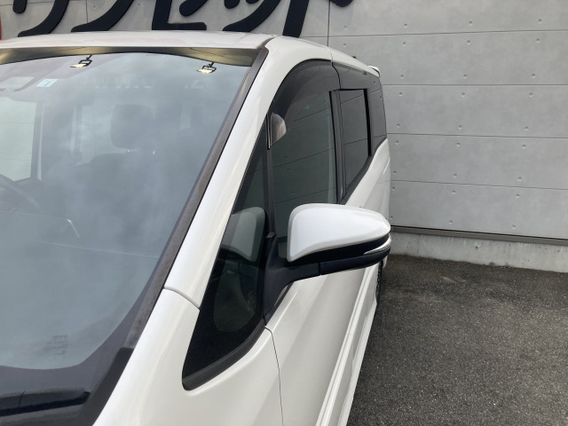 トヨタ ノア ２．０ ＳＩ ＷＸＢＩＩ R2年 () 99