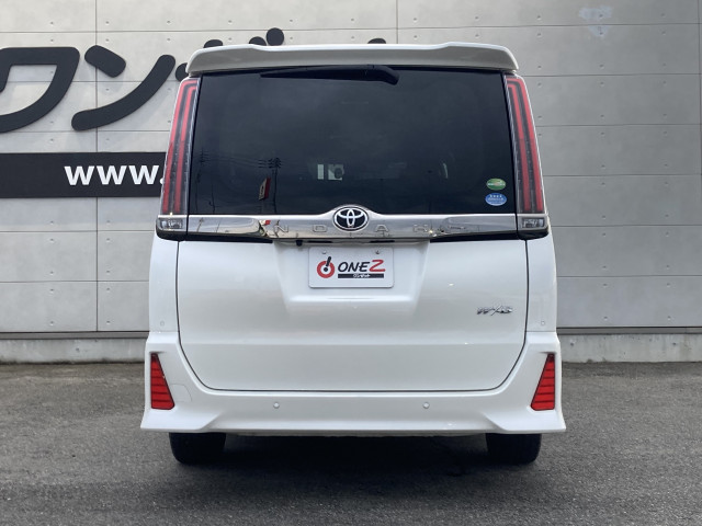 トヨタ ノア ２．０ ＳＩ ＷＸＢＩＩ R2年 () 99