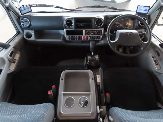 トヨタ カムロード キャンピングカー R8年 () 99