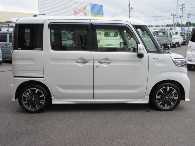 スズキ スペーシア　ギア ６６０ カスタム ハイブリッド ＸＳターボ ４ＷＤ R4年 (東北) 99