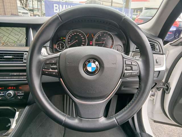 ＢＭＷ ５シリーズ ５２３ｉ　ラグジュアリー H28年 () 99