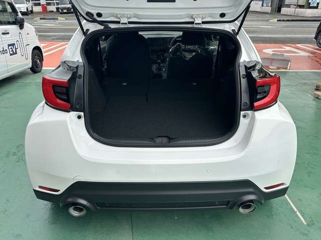 トヨタ ＧＲヤリス １．６ ＲＣ ４ＷＤ R8年 () 99