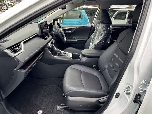 トヨタ ＲＡＶ４ ２．０ Ｇ Ｚパッケージ ４ＷＤ R6年 () 99