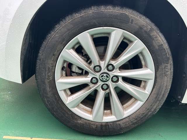 トヨタ カローラスポーツ ２．０ Ｇ R5年 () 99