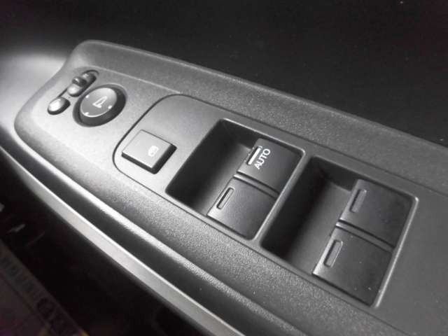 ホンダ Ｎ　ＢＯＸ　スラッシュ ６６０ Ｘ ターボパッケージ H27年 (東海) 99