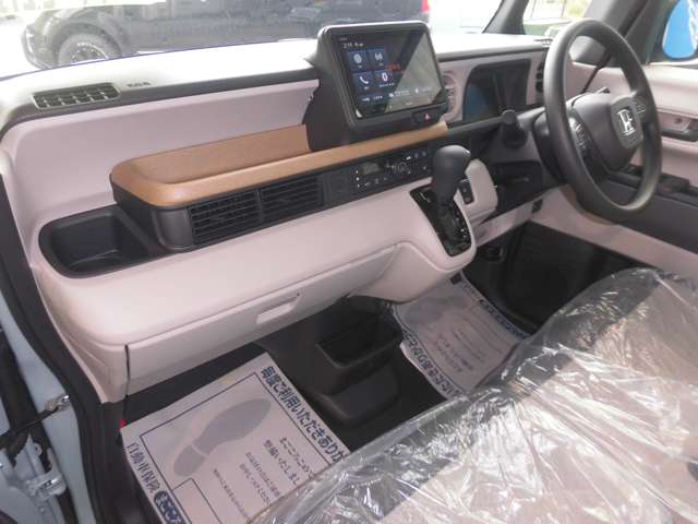ホンダ Ｎ　ＢＯＸ ６６０ ファッションスタイル モノトーン R8年 (東海) 99