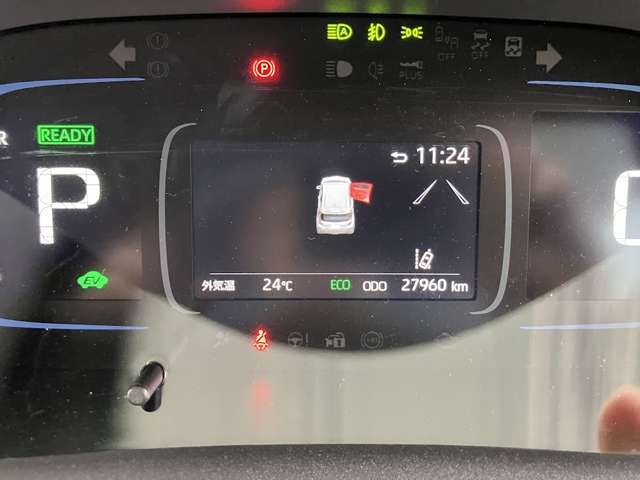トヨタ アクア １．５ Ｚ R4年 (関東) 99