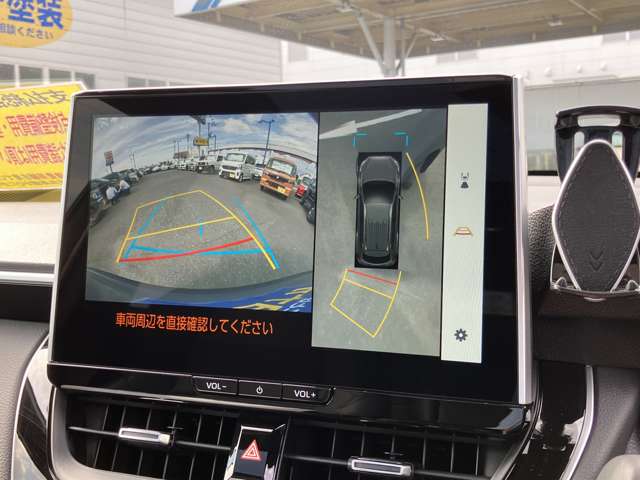 トヨタ カローラクロス　ハイブリッド １．８ ハイブリッド Ｚ Ｅ－ＦＯＵＲ ４ＷＤ R8年 (関東) 99