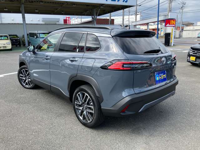 トヨタ カローラクロス　ハイブリッド １．８ ハイブリッド Ｚ Ｅ－ＦＯＵＲ ４ＷＤ R8年 (関東) 99