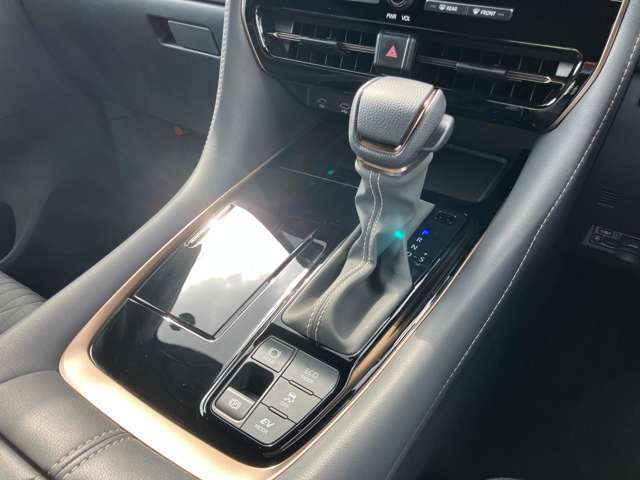 トヨタ アルファード　ハイブリッド ハイブリッド ２．５ Ｘ R8年 (関東) 99