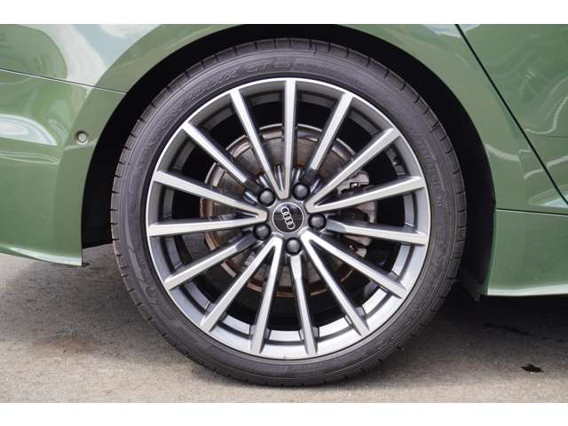 アウディ Ａ５　スポーツバック ４０ ＴＤＩ クワトロ アドバンスト ４ＷＤ R4年 (東北) 99