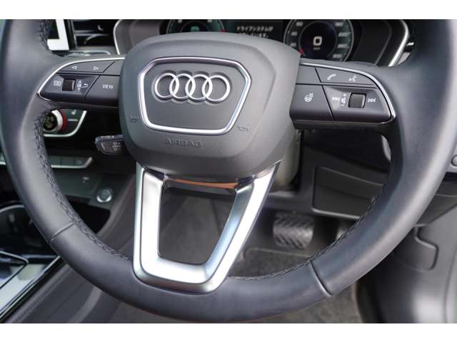 アウディ Ａ５　スポーツバック ４０ ＴＤＩ クワトロ アドバンスト ４ＷＤ R4年 (東北) 99