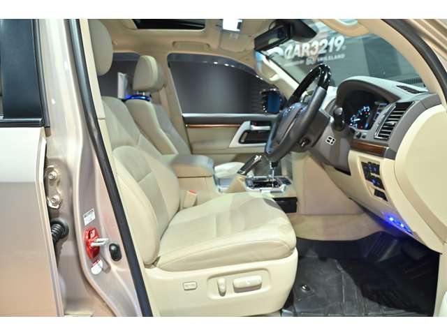 トヨタ ランドクルーザー ４．６ ＡＸ Ｇセレクション ４ＷＤ H29年 () 99