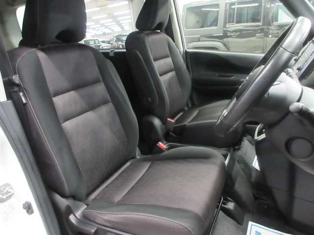 日産 セレナ １．２ Ｅ－ＰＯＷＥＲ ハイウェイスター Ｖ H30年 (関東) 99