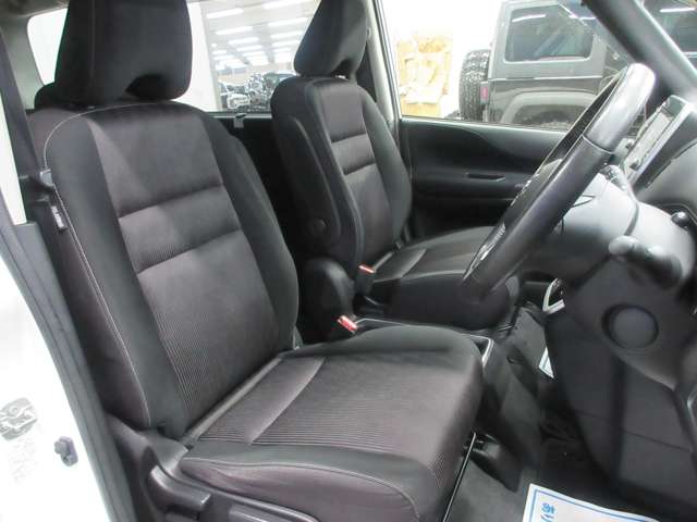 日産 セレナ １．２ Ｅ－ＰＯＷＥＲ ハイウェイスター Ｖ H30年 (関東) 99