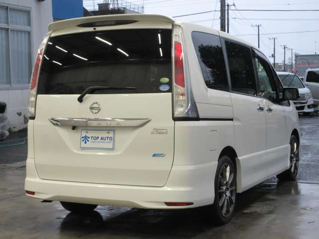 日産 セレナ ２．０ ハイウェイスター Ｖセレクション H24年 (関東) 99