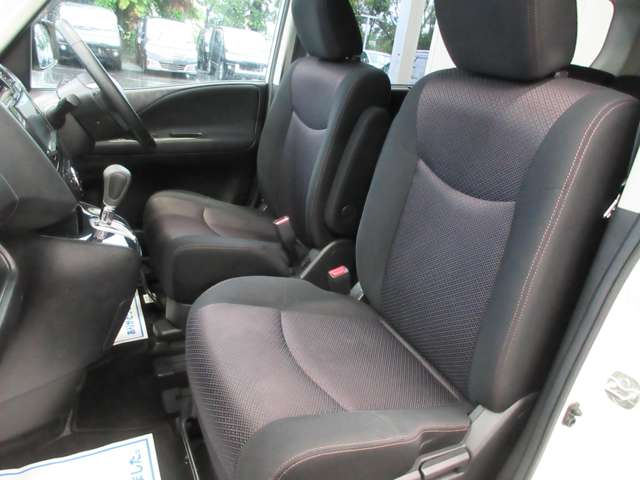 日産 セレナ ２．０ ハイウェイスター Ｖセレクション H24年 (関東) 99