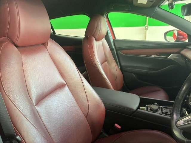 マツダ ＭＡＺＤＡ３　ファストバック ２．０ ２０Ｓ バーガンディ セレクション R1年 () 99
