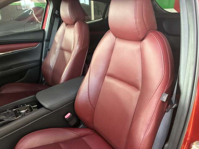 マツダ ＭＡＺＤＡ３　ファストバック ２．０ ２０Ｓ バーガンディ セレクション R1年 () 99
